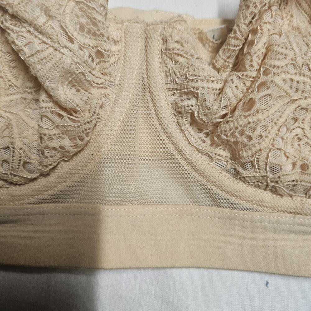 LIVELY Bra Women Size 32D Nude Convertible Bra Light Weight Coastal Summer - Picture 3 of 8